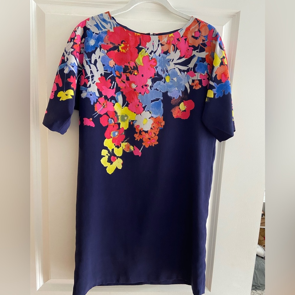 Beautiful floral LOFT dress